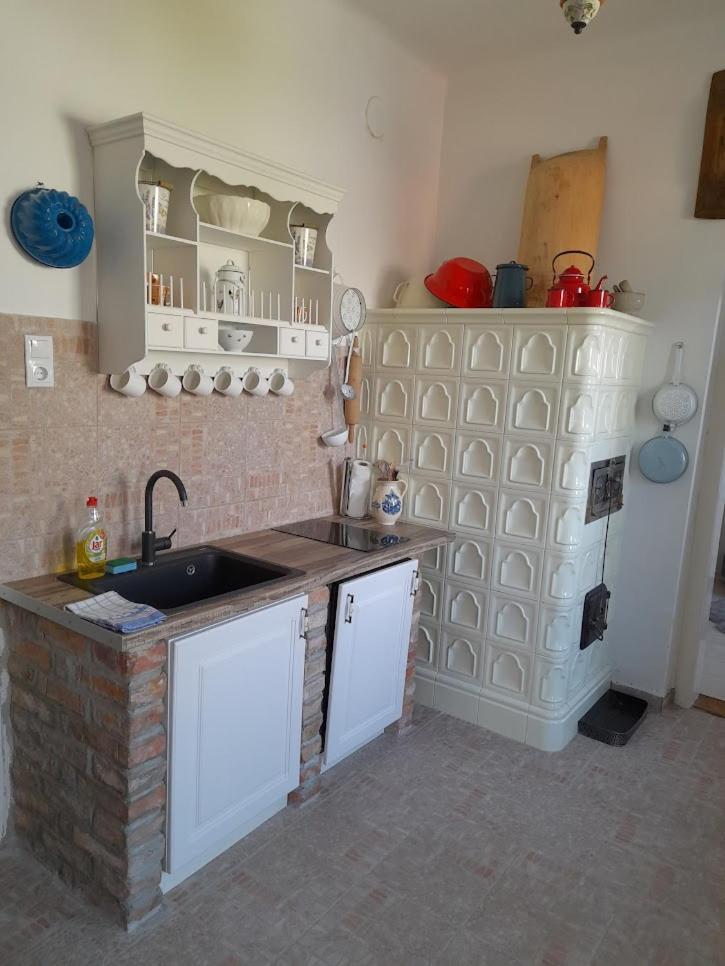 Kőfejtő háza Fertorakos Exterior foto